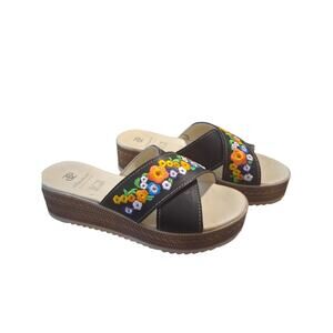 Elleanor Embroidered Whimsy Leather Platform Sandals Women's size‎ 9½ Handmade